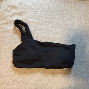 Black One-Shoulder sports bra